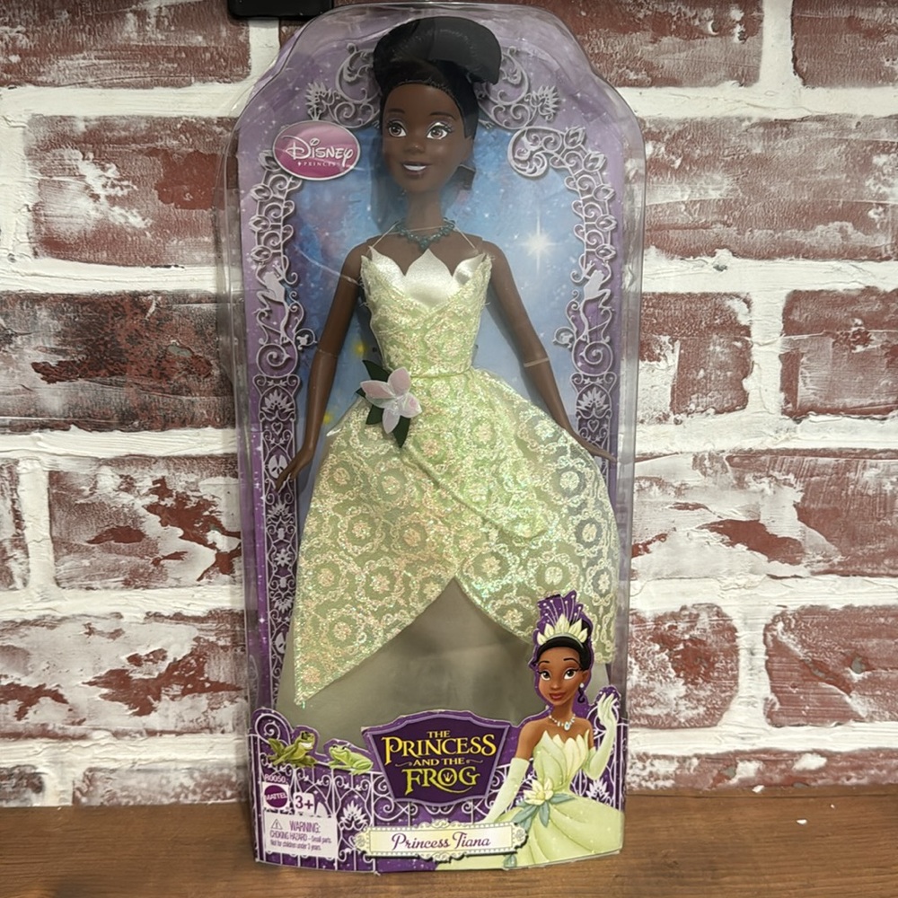 Mattel‎ Disney Princess and the Frog Princess Tiana Doll R0050 (2009) T-9
